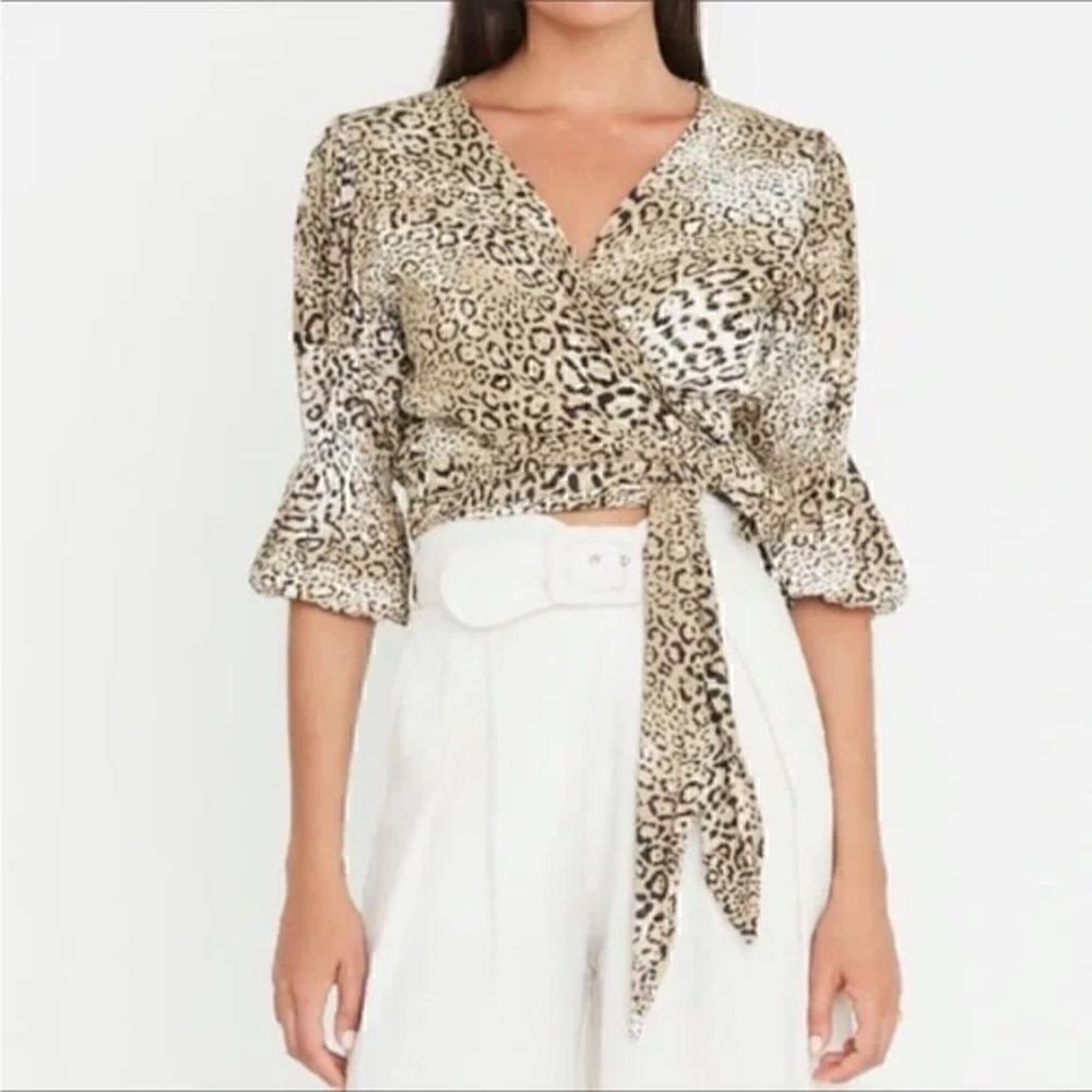 Faithfull The Brand
Bisset Leopard Print Wrap Top Blouse Size 6